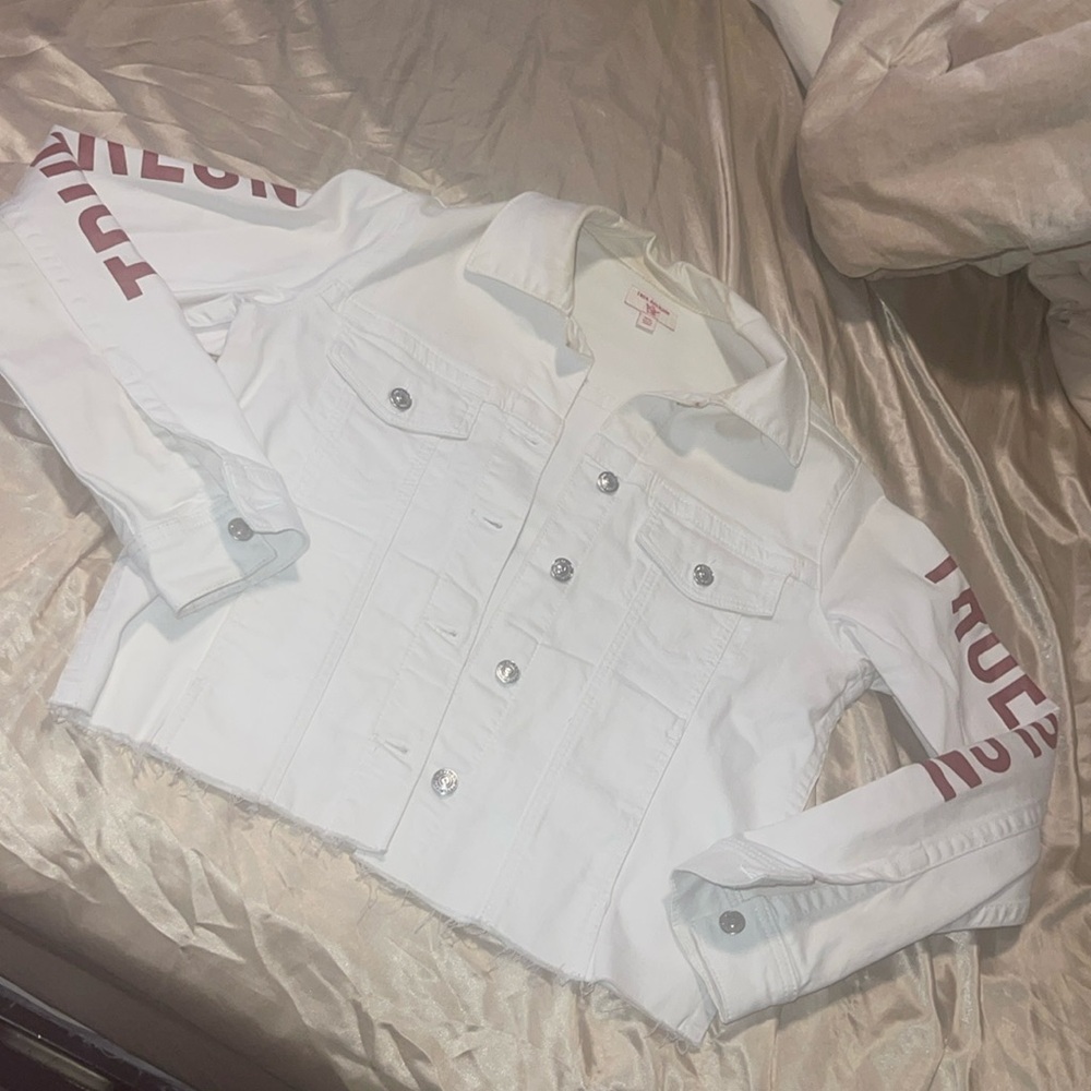 True religion white stretchy denim jacket